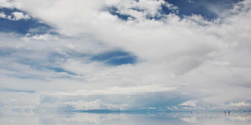 阿萨卢耶电影与文学：能源腹地如何成为当代伊朗艺术创作的叙事熔炉