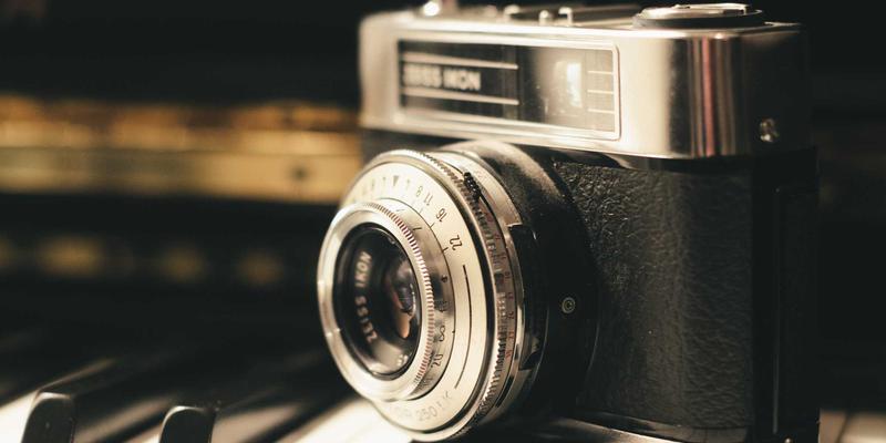 阿萨卢耶能源经济转型：从石油天然气到可再生能源的绿色未来规划