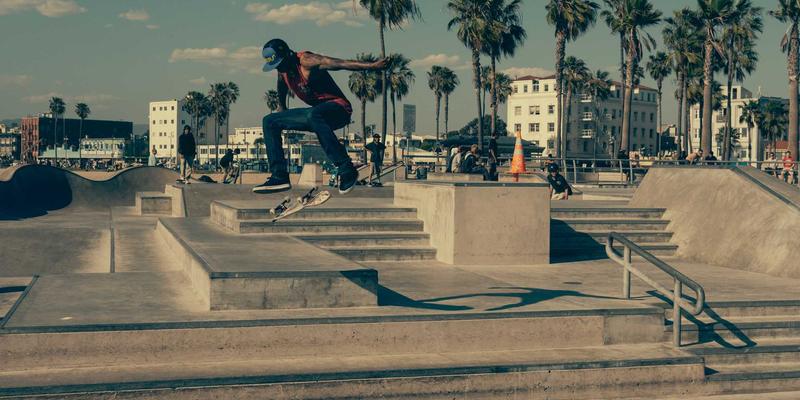 阿萨卢耶自然奇观:探秘全球候鸟迁徙路线与五大观鸟最佳地点